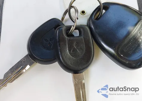 2001 Mitsubishi Galant Es z USA, uszkodzony, nr VIN 4A3AA46G31E111012